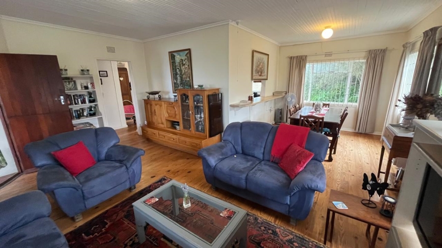 6 Bedroom Property for Sale in Oyster Bay Eastern Cape